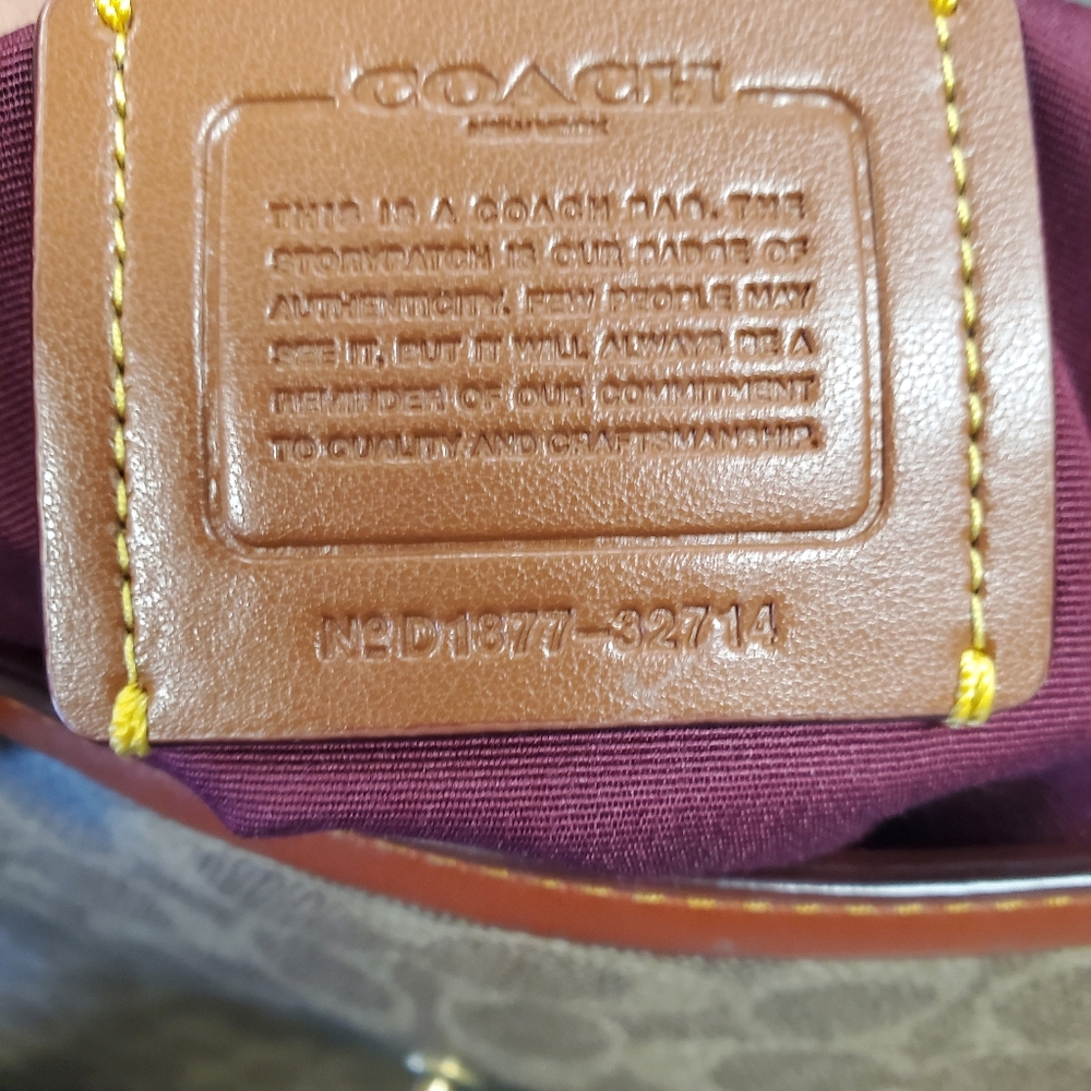 Coach Large Handbag - Picture 5 of 5